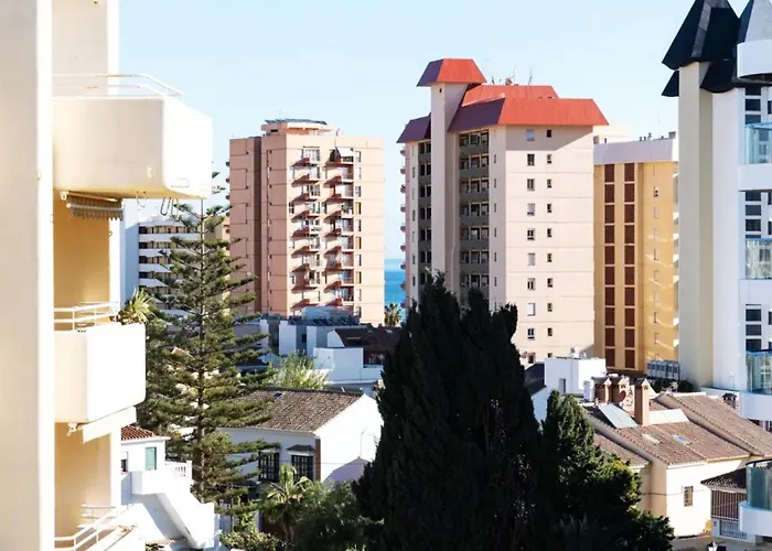 Boutique Miramar Playa, Garaje Opcional * פואנגירולה